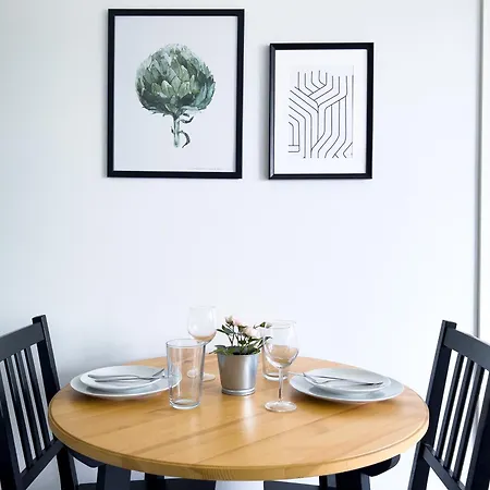 Cozy Centre アパート クオピオ